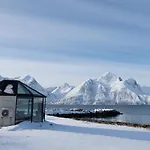 Lyngen North Orman Evi Rotsund