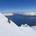 Lyngen North Orman Evi *