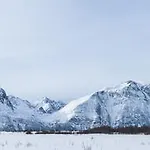 Lyngen North Orman Evi Rotsund