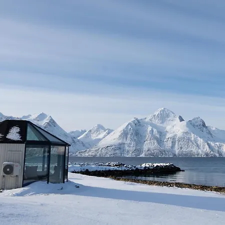 Lyngen North Ferieanlegg Rotsund