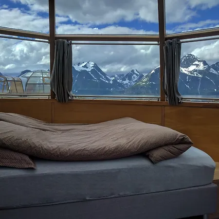 Lyngen North *